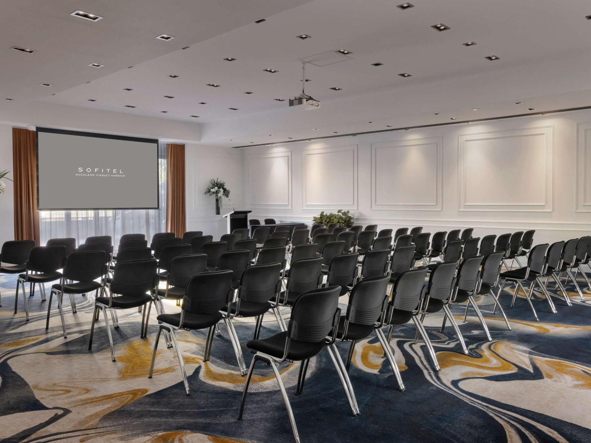 Sofitel Auckland Viaduct Harbour Hotel Exterior photo